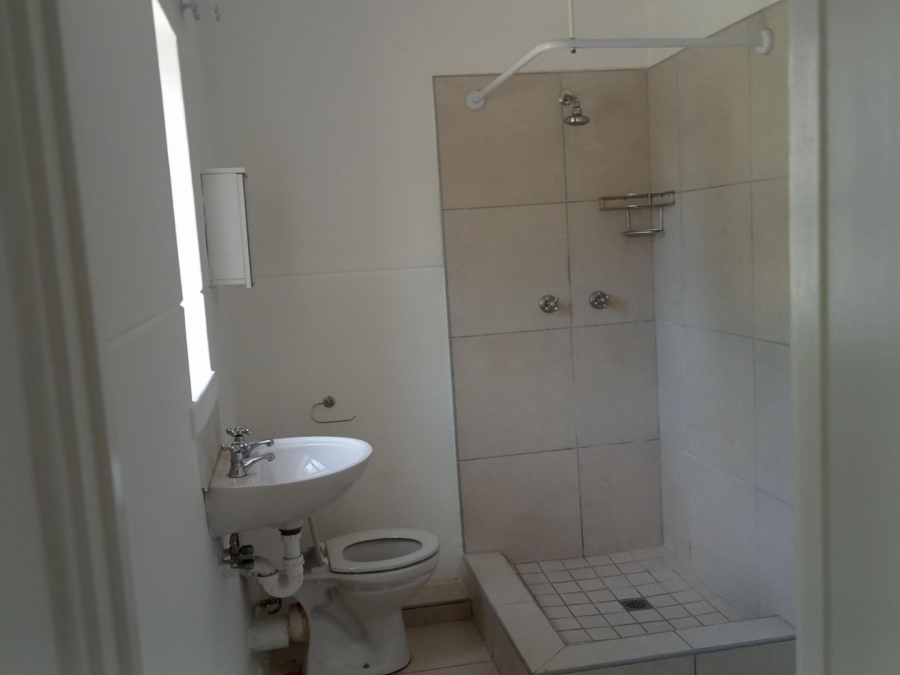 To Let 1 Bedroom Property for Rent in Brooklyn Western Cape